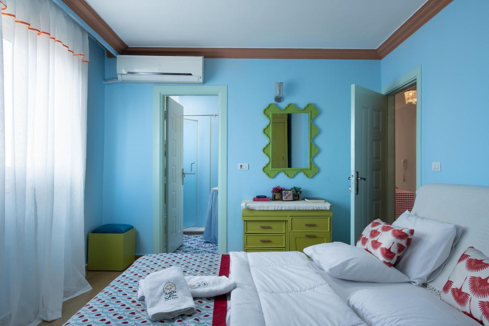 Dokki Khan Your Vibrant Experience, At Anqa Khans Apartment *